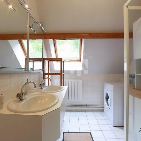 Дом отдыха Rev'o'lac 2 Шамбон-сюр-Лак